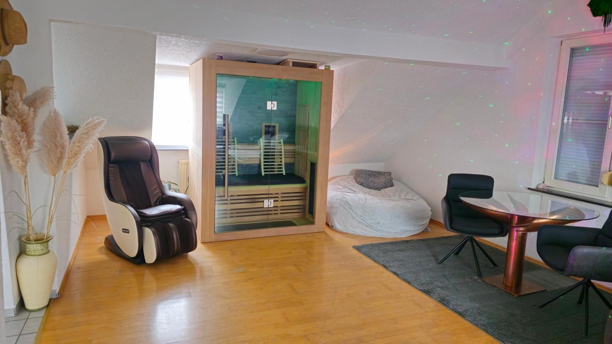Sauna - Massage -Bodensee-Cinema Feeling- Home Sharing - Parking - Kueche Radolfzell am Bodensee Esterno foto